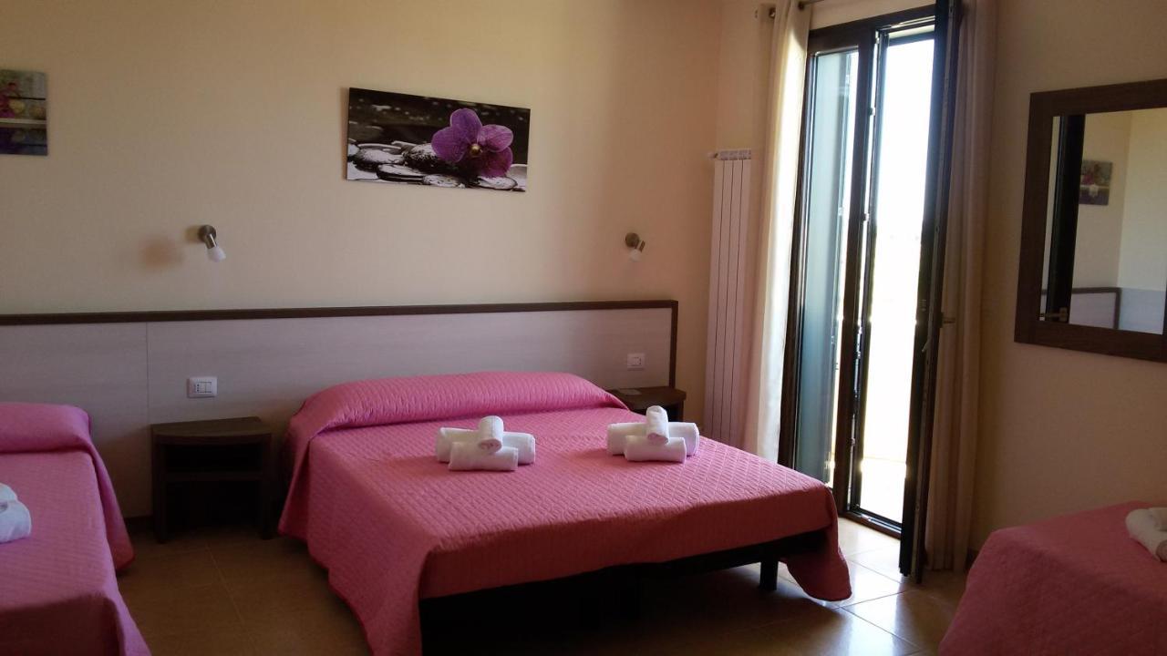 B&B Hotel Helios Uggiano La Chiesa Zewnętrze zdjęcie