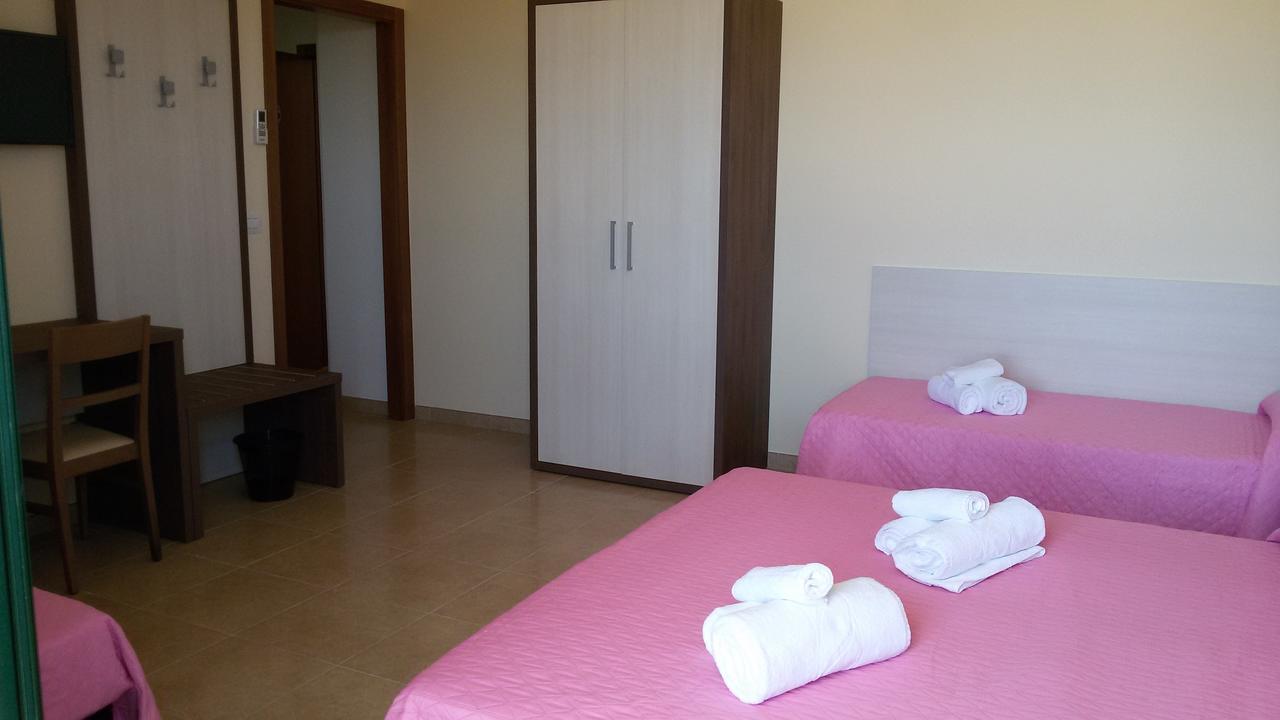 B&B Hotel Helios Uggiano La Chiesa Zewnętrze zdjęcie